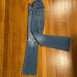 American Eagle Skinny Kick Jeans